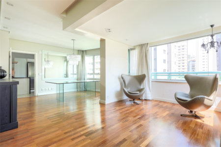 Apartamento à venda com 4 suítes,  em Jardim Paulistano, São Paulo, SP