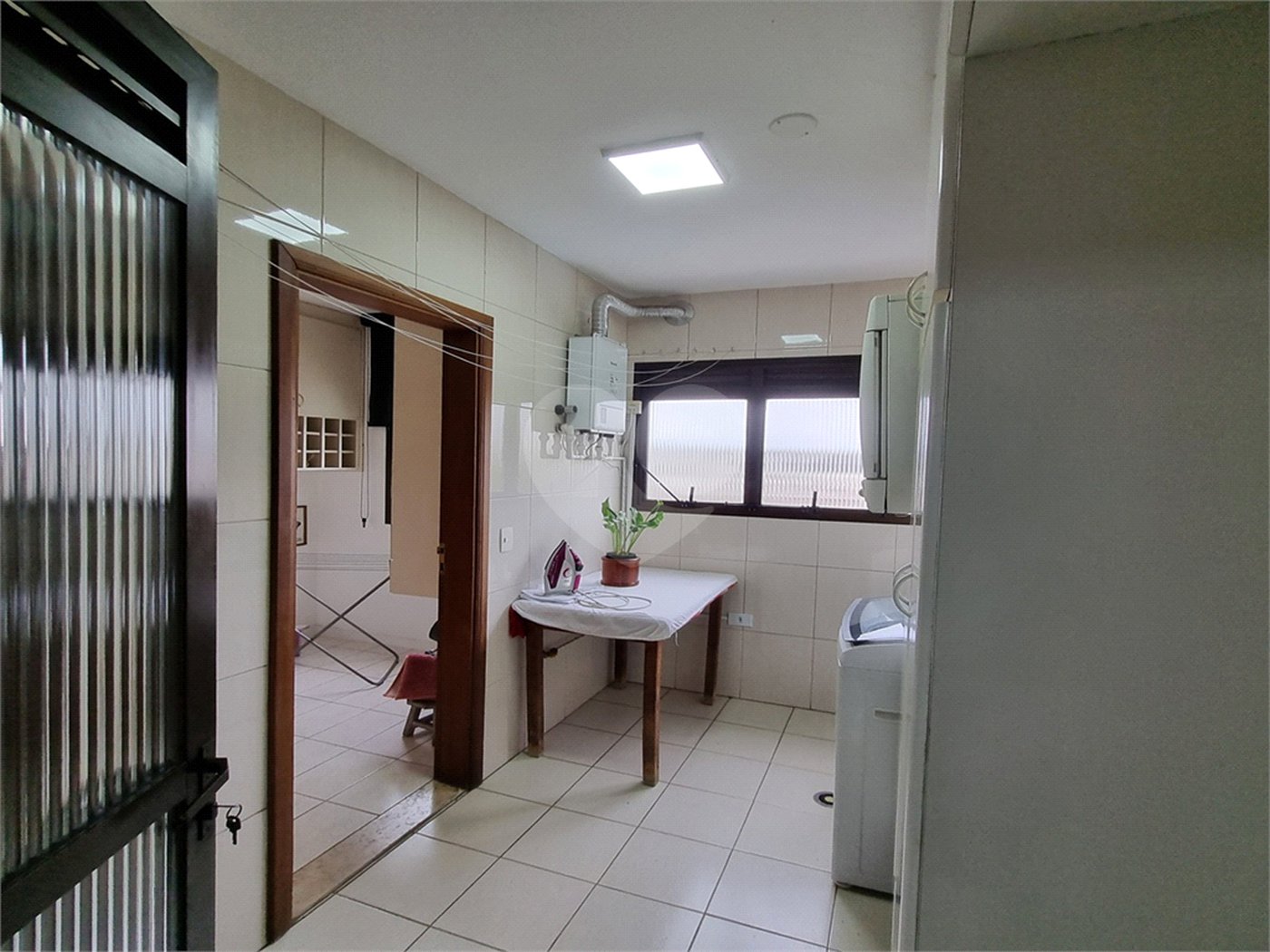 Apartamento à venda com 3 quartos, sendo 1 suíte, em Santana, São Paulo, SP