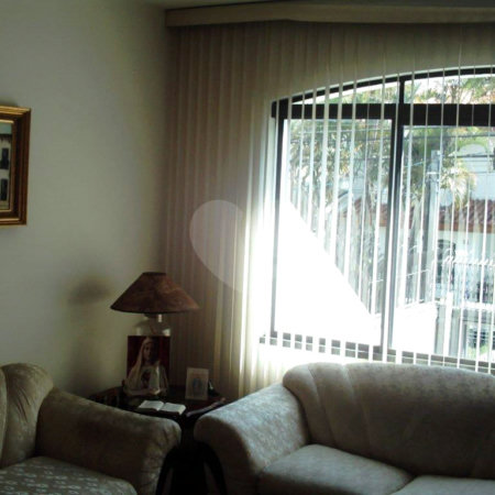 Casa à venda com 4 quartos, sendo 2 suítes, em Jardim Pinheiros, São Paulo, SP