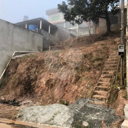 Terreno à venda em Estância Lago Azul, Franco da Rocha, SP