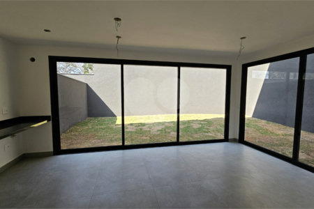 Casa à venda com 4 suítes no condomínio Cube Cidade Jardim, São Paulo - SP