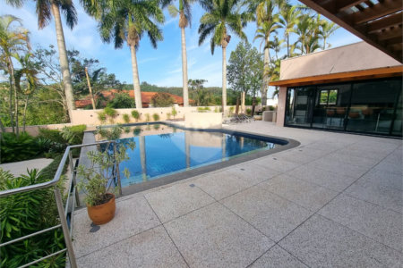 Casa à venda com 6 quartos, sendo 5 suítes,  no condomínio São Joaquim, Vinhedo - SP