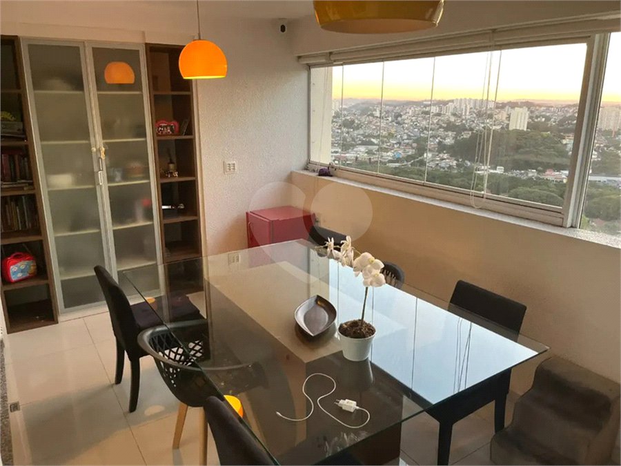 Apartamento para alugar com 3 suítes em Vila Sônia, São Paulo, SP