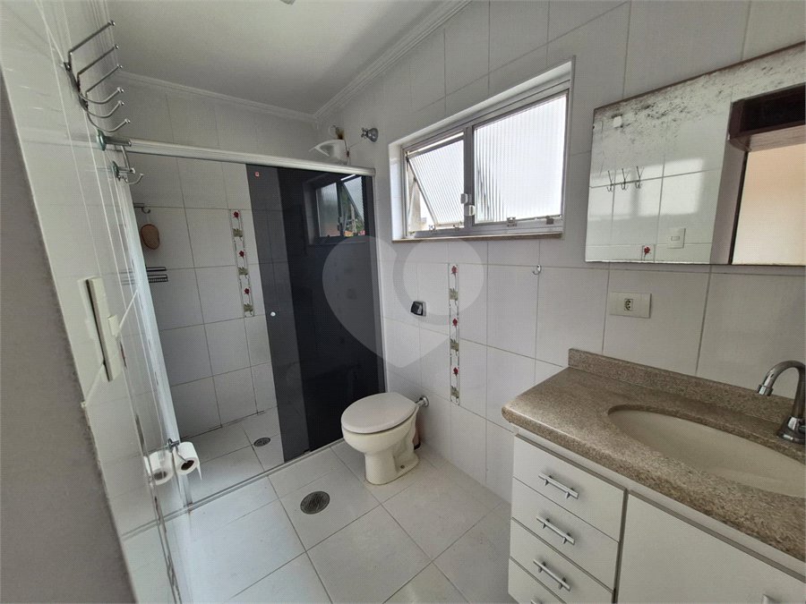 Casa à venda ou para alugar com 3 quartos, sendo 1 suíte, em Parque São Domingos, São Paulo, SP