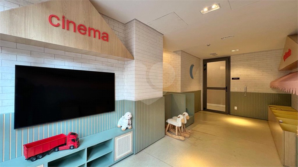 Apartamento à venda com 2 quartos em Moema, São Paulo, SP