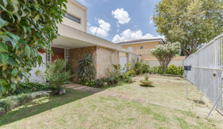 Sobrado à venda com 5 quartos, sendo 2 suítes,  em Brooklin, São Paulo, SP