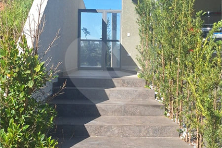 Casa à venda com 3 suítes no condomínio Residencial Alto da Floresta, Bom Jesus dos Perdões - SP