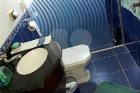Sobrado à venda com 4 quartos, sendo 1 suíte,  em Rio Pequeno, São Paulo, SP