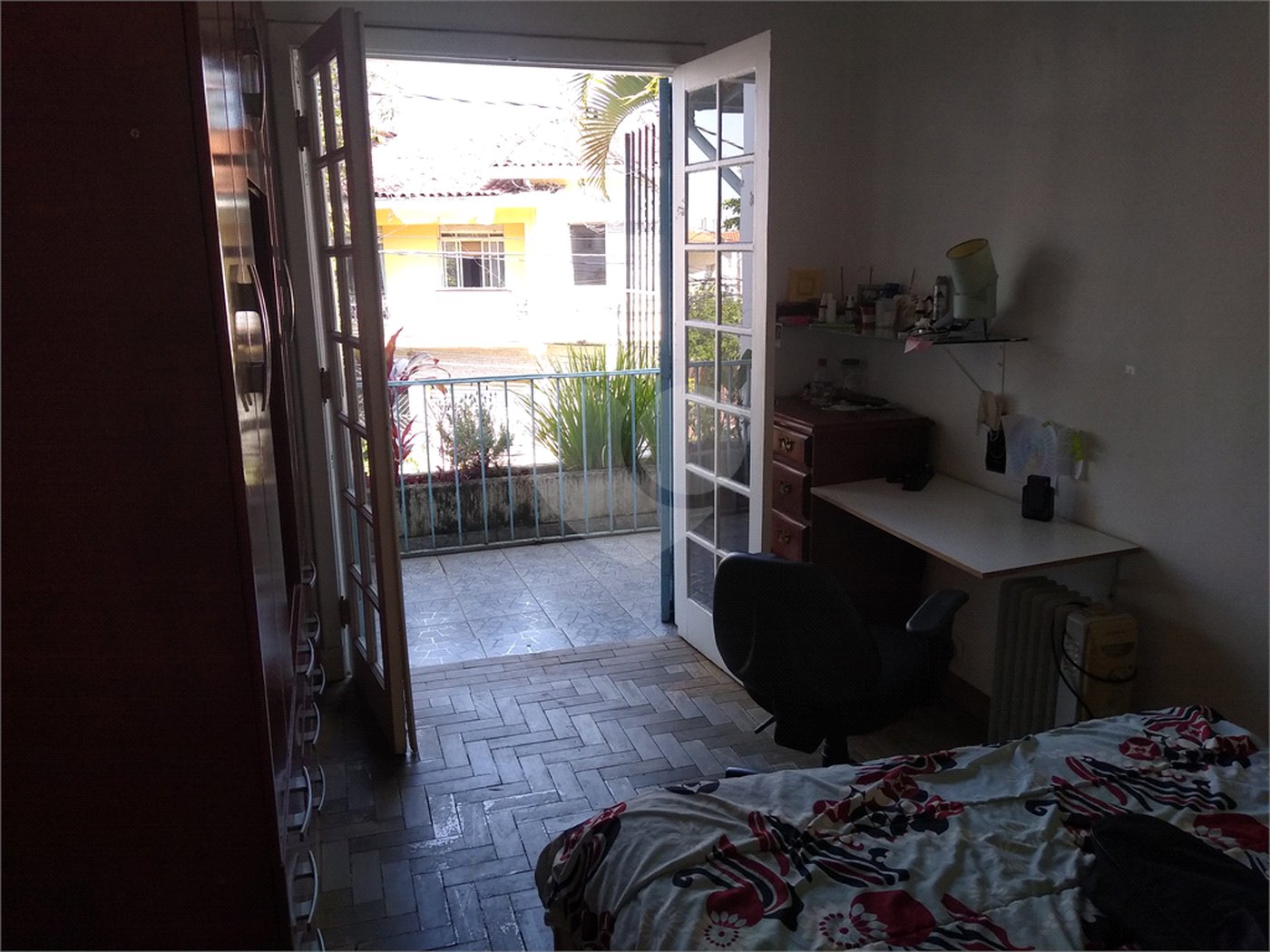 Sobrado à venda com 4 quartos, sendo 3 suítes,  em Vila Monumento, São Paulo, SP