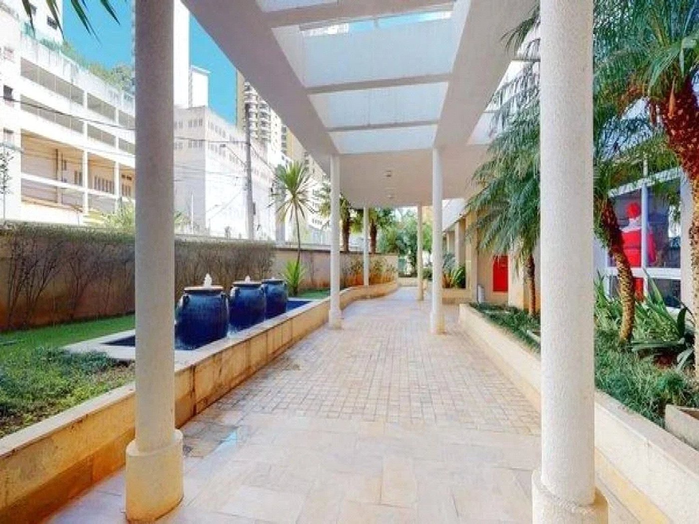 Apartamento à venda com 3 suítes em Vila Suzana, São Paulo, SP