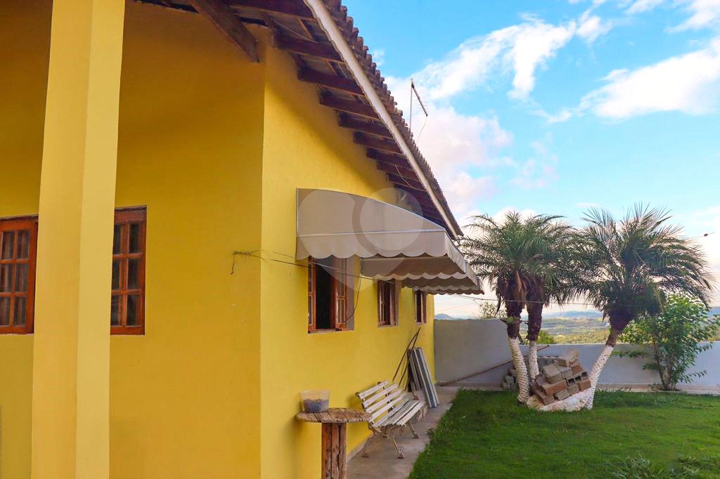 Casa à venda com 3 quartos, sendo 1 suíte,  no condomínio Conjunto Vila- Loteamento Vitória Régia, Atibaia - SP