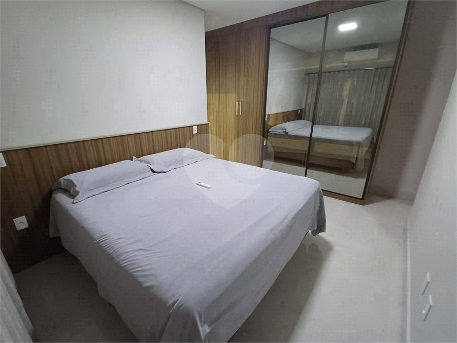 Casa à venda com 3 quartos, sendo 1 suíte, no condomínio Mantova, Indaiatuba - SP