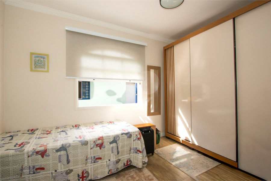 Sobrado à venda com 5 quartos, sendo 2 suítes, em Tremembé, São Paulo, SP
