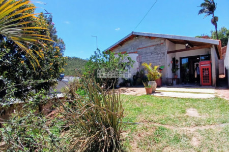Casa à venda com 2 quartos em Rio Acima 2, Atibaia, SP