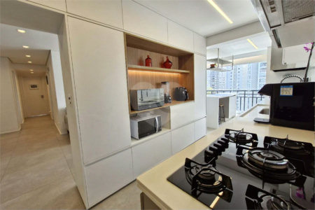 Apartamento à venda com 4 suítes em Vila Andrade, São Paulo, SP