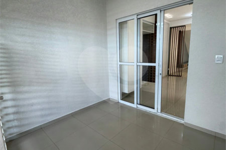 Sobrado à venda com 3 quartos, sendo 1 suíte,  em Jardim Maristela, Atibaia, SP