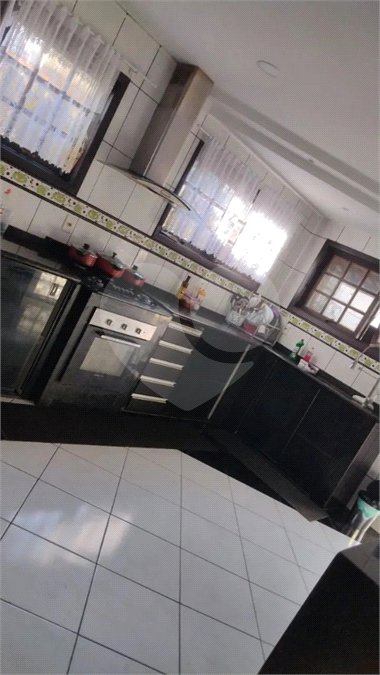 Casa à venda com 5 quartos, sendo 1 suíte, em Campo Grande, Rio de Janeiro, RJ