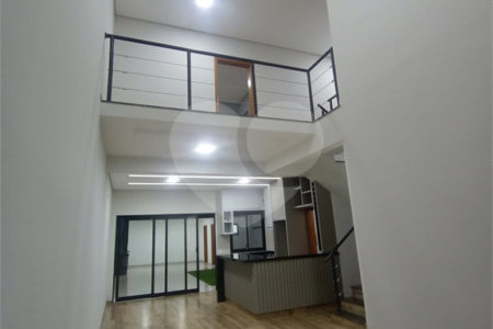 Casa à venda com 3 quartos, sendo 2 suítes, no condomínio Vila Rica, Indaiatuba - SP