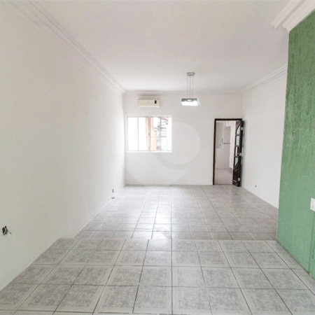 Casa à venda com 3 quartos, sendo 1 suíte,  em Vila Mariana, São Paulo, SP