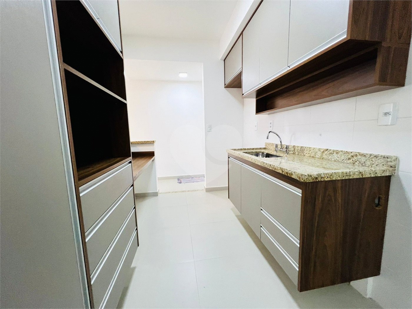 Apartamento para alugar com 2 quartos, sendo 1 suíte, em Jardim Piratininga, Sorocaba, SP