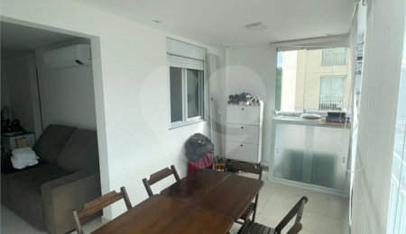 Apartamento à venda com 2 quartos, sendo 1 suíte,  em Vila Ipojuca, São Paulo, SP
