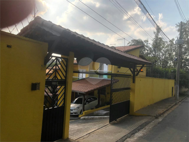 Casa à venda com 2 quartos no condomínio Residencial Armênia, Ferraz de Vasconcelos - SP