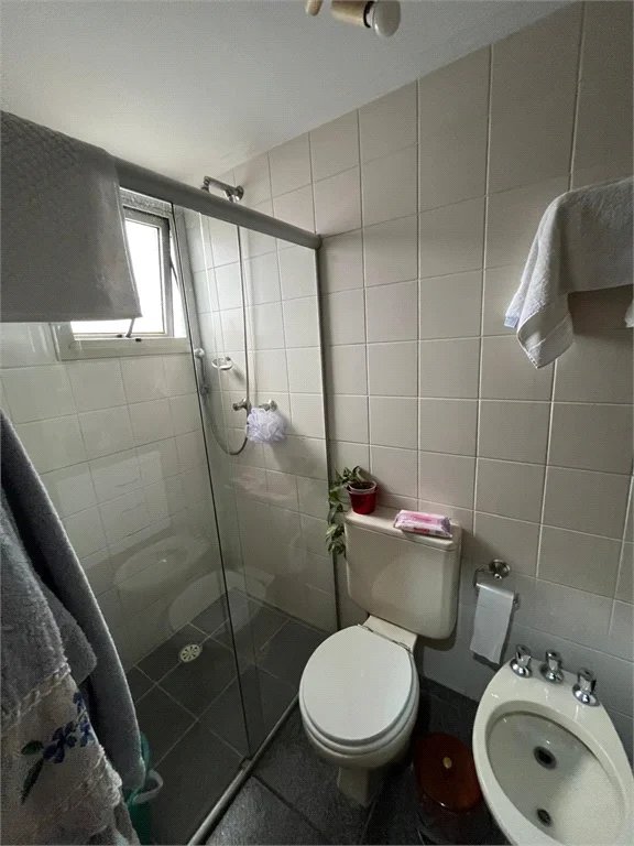 Apartamento à venda com 3 quartos, sendo 1 suíte,  em Jardim Londrina, São Paulo, SP