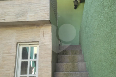 Casa de Vila à venda com 1 suíte em Vila Áurea, Poá, SP