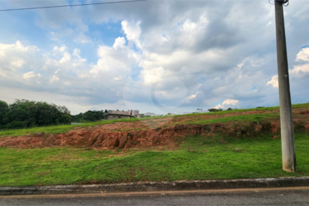 Terreno à venda no condomínio Santa Isabel I, Louveira - SP