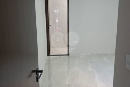 Casa de Vila à venda com 2 quartos, sendo 1 suíte, em Vila Barão, Sorocaba, SP