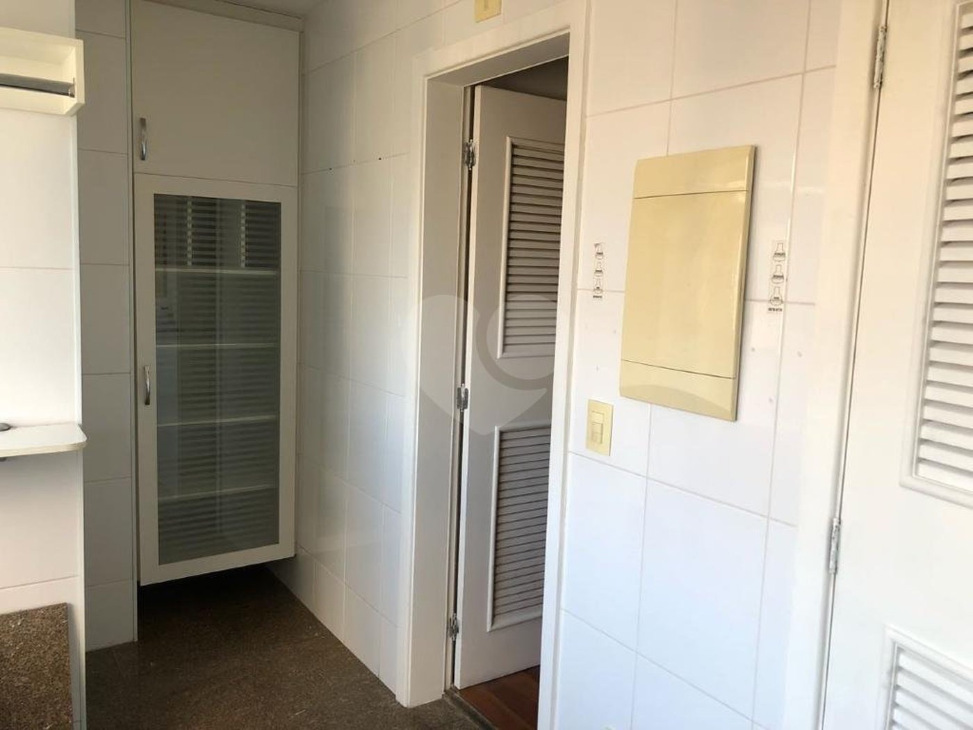 Apartamento à venda com 3 suítes em Vila Suzana, São Paulo, SP