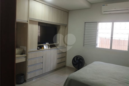 Casa Térrea à venda com 3 quartos, sendo 1 suíte, em Jardim Botânico, Araraquara, SP