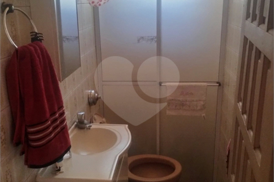Sobrado à venda com 3 quartos, sendo 1 suíte, em Tremembé, São Paulo, SP
