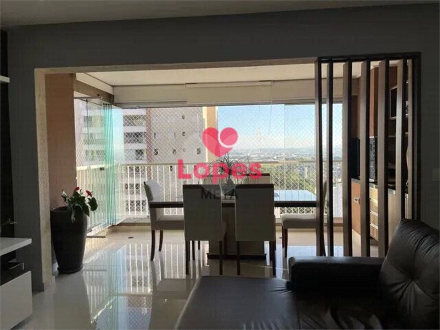 Apartamento à venda com 3 quartos, sendo 2 suítes, em Jardim das Indústrias, São José dos Campos, SP