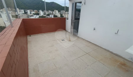 Cobertura à venda com 3 quartos, sendo 1 suíte,  em Grajaú, Rio de Janeiro, RJ