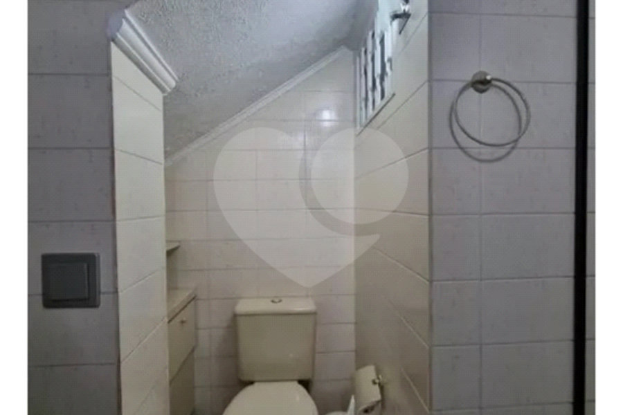 Casa Térrea à venda com 3 quartos, sendo 2 suítes, em Horto Florestal, São Paulo, SP