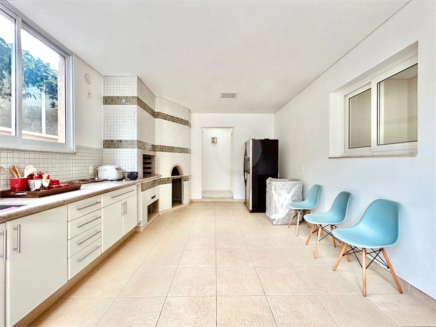 Casa à venda com 4 suítes no condomínio Quinta das Laranjeiras, Jundiaí - SP