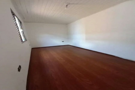Casa à venda com 3 quartos em Jardim Gilda Maria, São Paulo, SP