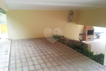 Casa à venda com 3 quartos, sendo 1 suíte, no condomínio Vinhas da Vista Alegre - Lado Café, Vinhedo - SP