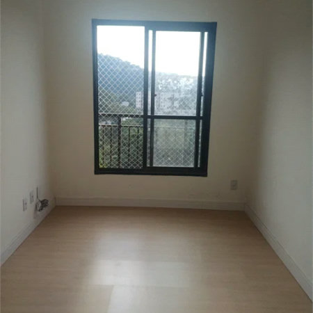 Apartamento à venda com 2 quartos em Lageado, Cotia, SP