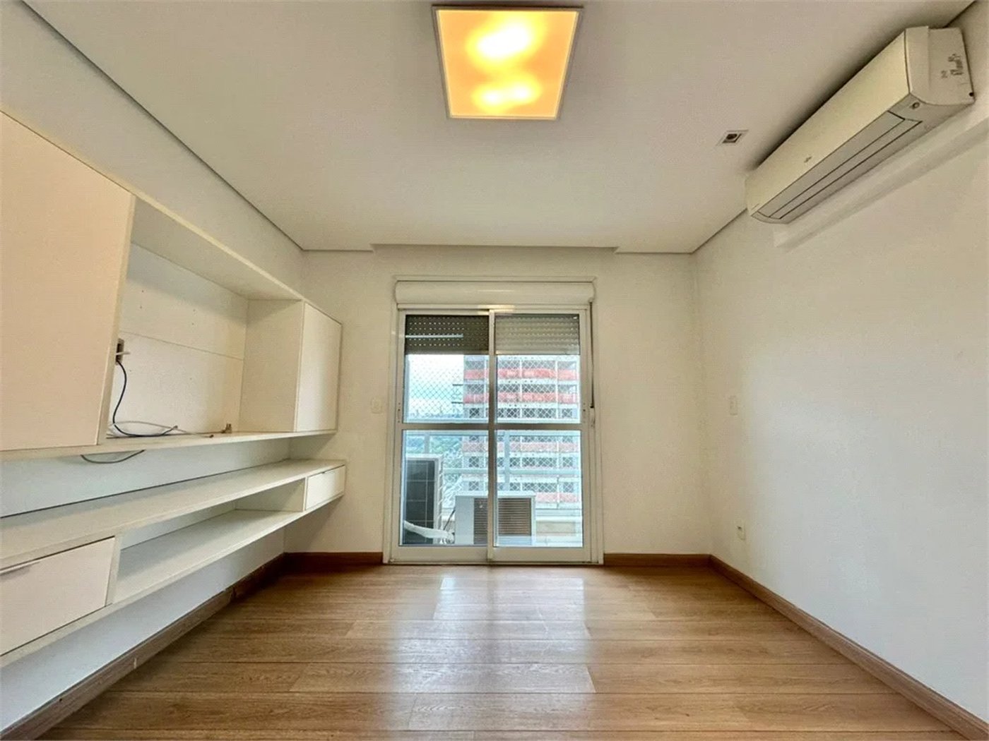 Apartamento à venda com 4 quartos, sendo 3 suítes,  em Vila Leopoldina, São Paulo, SP