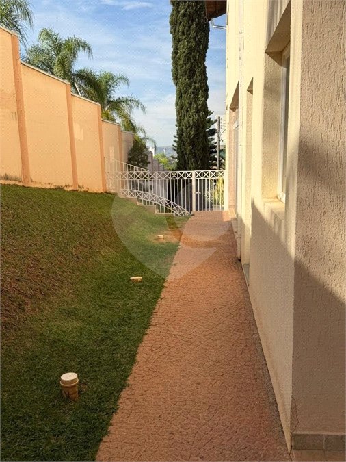 Casa à venda com 4 quartos, sendo 2 suítes, no condomínio Milennium, Valinhos - SP