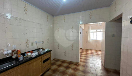 Casa à venda com 4 quartos, sendo 1 suíte,  em Jardim Náutico, Mogi das Cruzes, SP