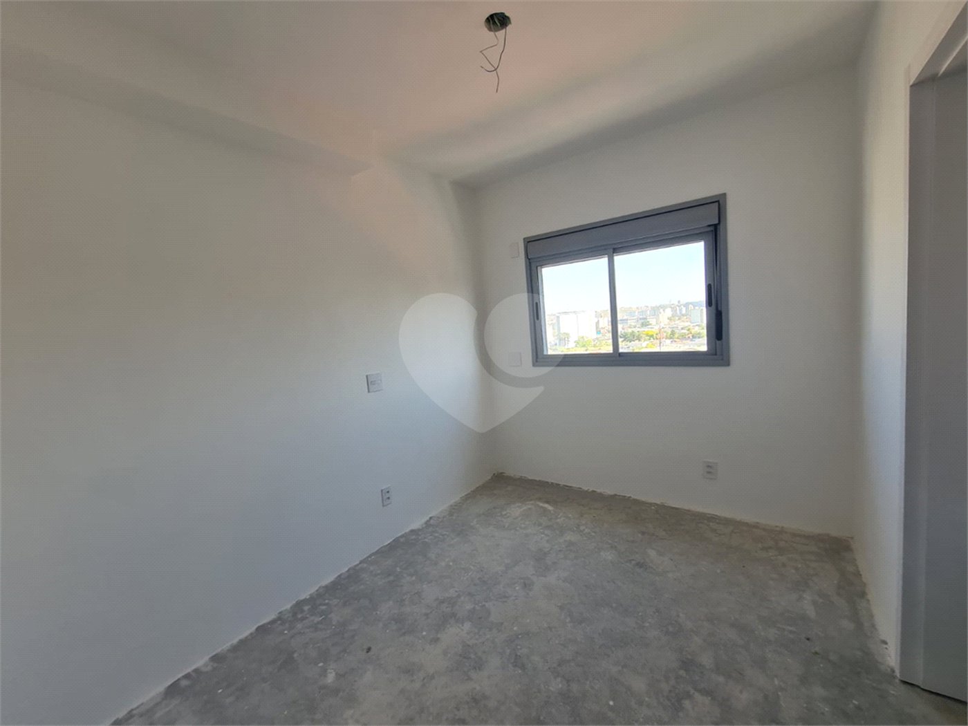 Apartamento à venda com 3 suítes em Jardim Marajoara, São Paulo, SP