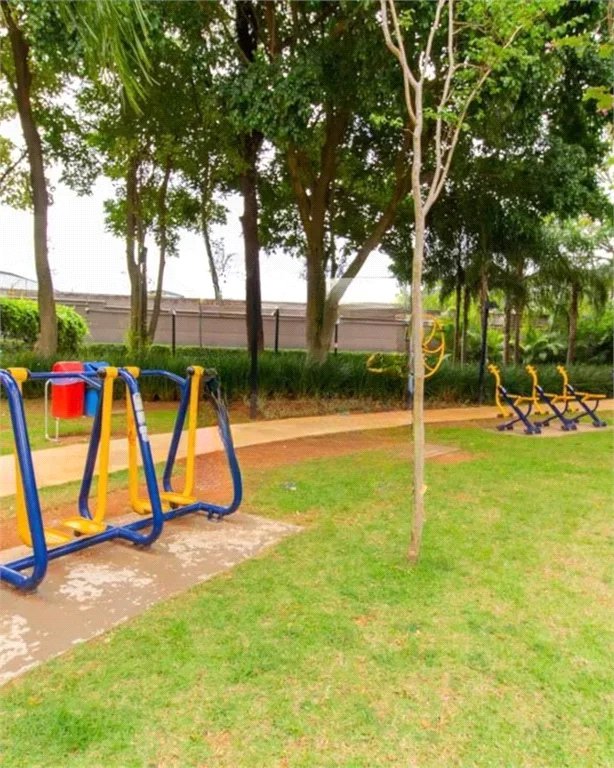 Apartamento à venda com 4 quartos, sendo 2 suítes, em Vila Anastácio, São Paulo, SP