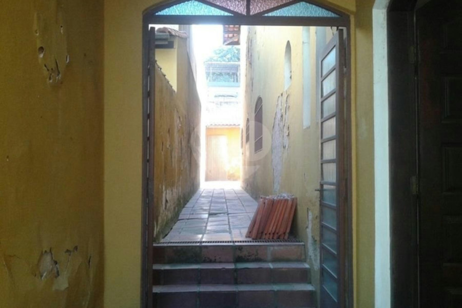Sobrado à venda ou para alugar com 3 quartos, sendo 1 suíte,  em Horto, São Paulo, SP