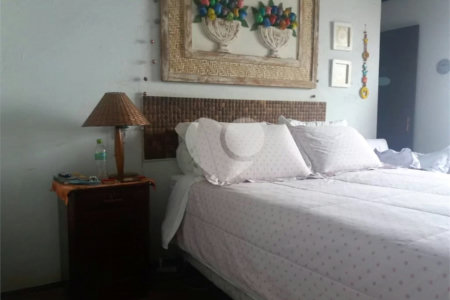 Casa à venda com 3 quartos, sendo 1 suíte, em Vila Cruzeiro, São Paulo, SP