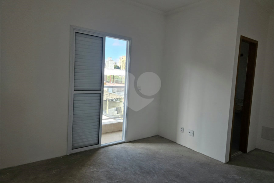 Sobrado à venda com 3 quartos, sendo 1 suíte, em Vila Romero, São Paulo, SP
