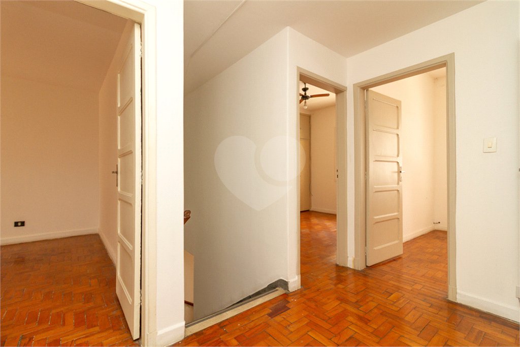 Sobrado à venda com 3 quartos, sendo 1 suíte, em Vila Olímpia, São Paulo, SP