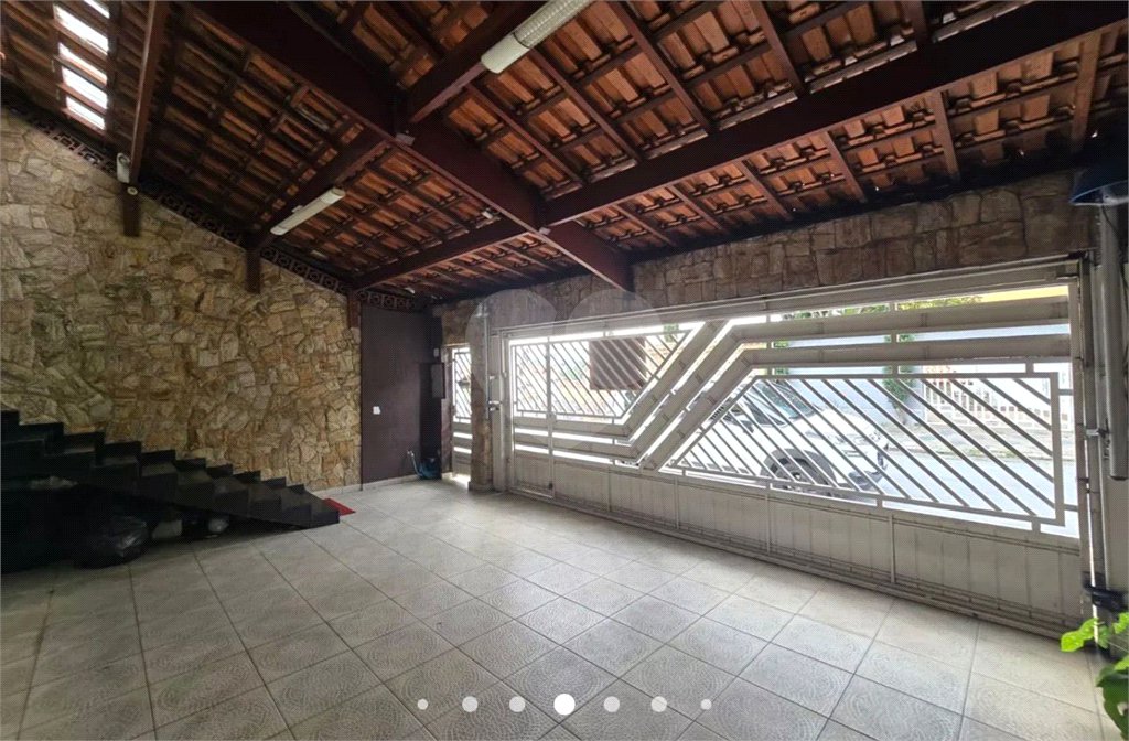 Casa à venda com 4 quartos, sendo 3 suítes,  em Vila Rosália, Guarulhos, SP